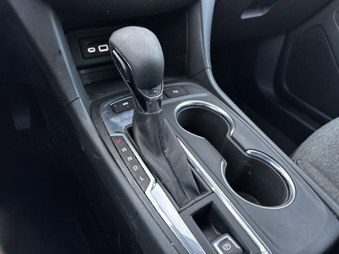 Used 2023 Chevrolet Equinox LT image 27