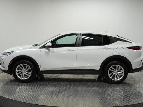 New 2025 Buick Envista Preferred image 4