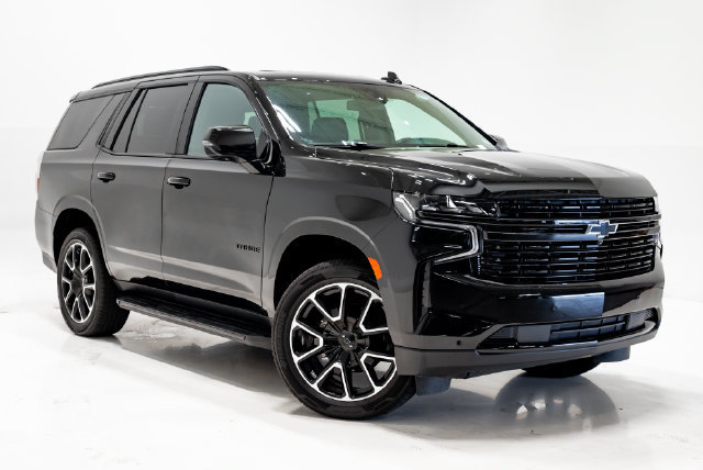Used 2024 Chevrolet Tahoe RST w/ Luxury Package AWD/4WD image 5