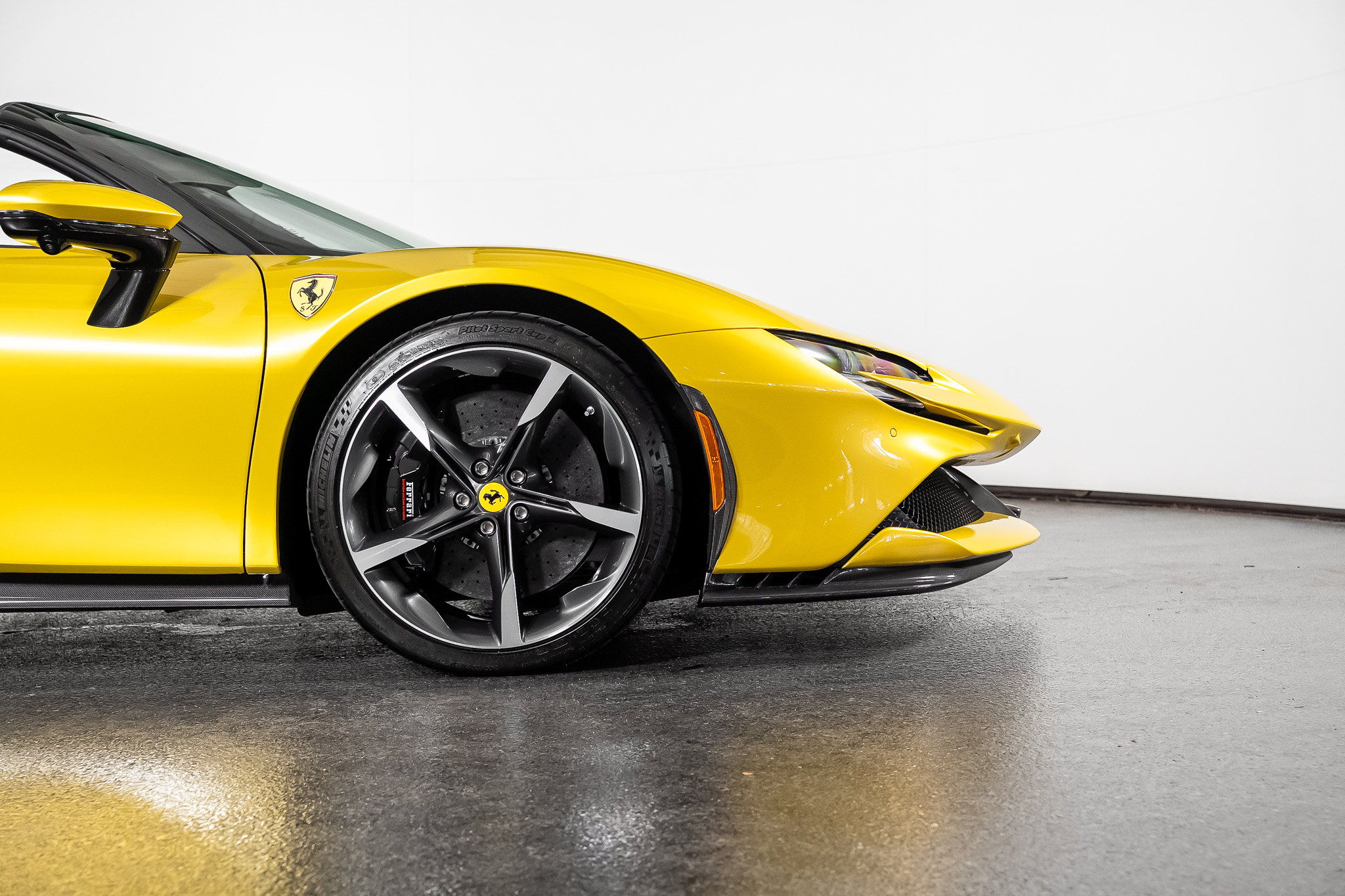 Used 2024 Ferrari SF90 Spider AWD/4WD image 35
