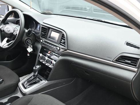 Used 2020 Hyundai Elantra SE w/ Cargo Package (C1) FWD image 36