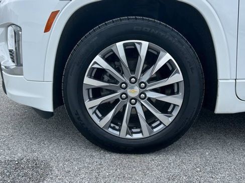 Certified 2023 Chevrolet Traverse Premier image 11