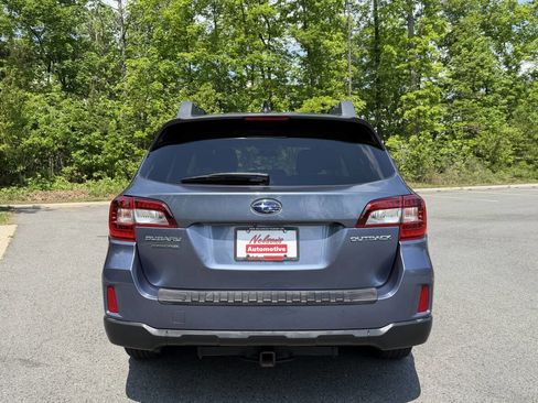 Used 2016 Subaru Outback 2.5i Limited w/ Protection Package #2 AWD/4WD image 4