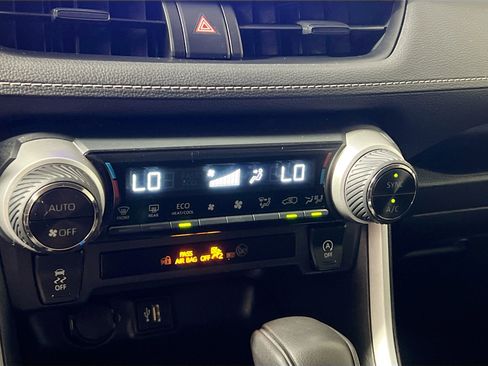 Used 2023 Toyota RAV4 XLE w/ Convenience Package FWD image 27