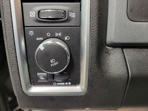 Used 2017 RAM 1500 Big Horn image 4
