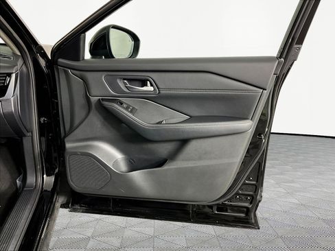 Certified 2026 Nissan Rogue SL AWD/4WD image 27