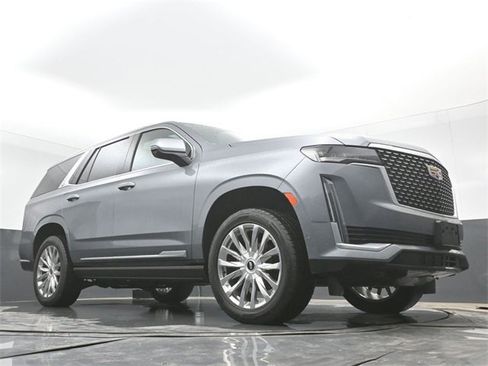 Used 2021 Cadillac Escalade Premium Luxury w/ Driver Assist Tech Package image 49