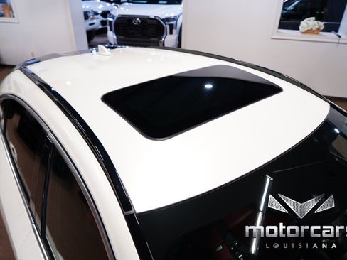 Used 2023 INFINITI QX55 Sensory w/ Lighting Package image 15