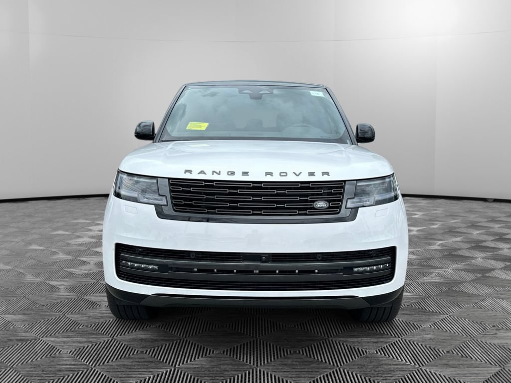 New 2026 Land Rover Range Rover Long Wheelbase SE AWD/4WD image 8