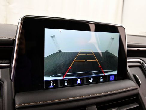 Used 2022 GMC Yukon AT4 image 25