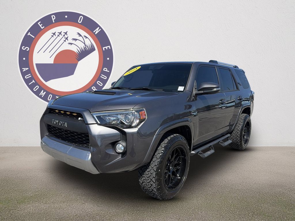 Used 2018 Toyota 4Runner TRD Off-Road Premium AWD/4WD image 2