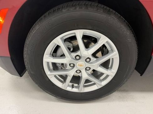 Certified 2024 Chevrolet Equinox LT AWD/4WD image 19