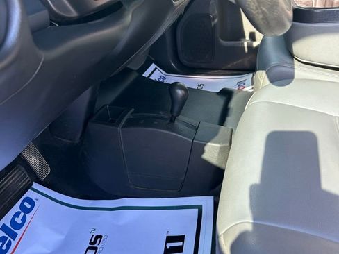 Used 2018 Chevrolet Silverado 1500 W/T w/ Trailering Package AWD/4WD image 10