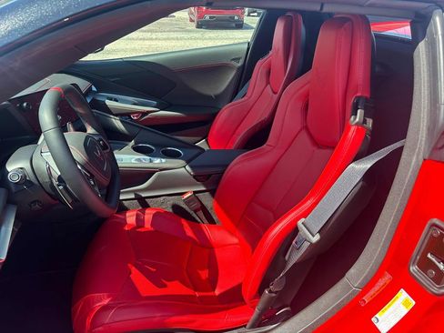 Used 2026 Chevrolet Corvette Stingray Convertible w/ Z51 Performance Package image 11