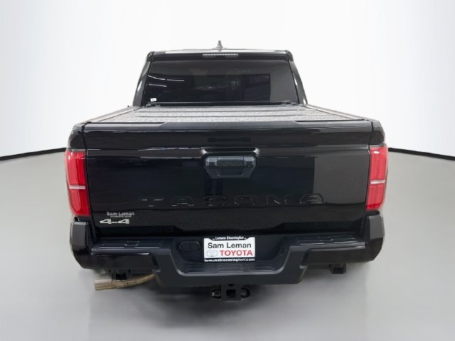 Used 2025 Toyota Tacoma SR5 AWD/4WD image 6