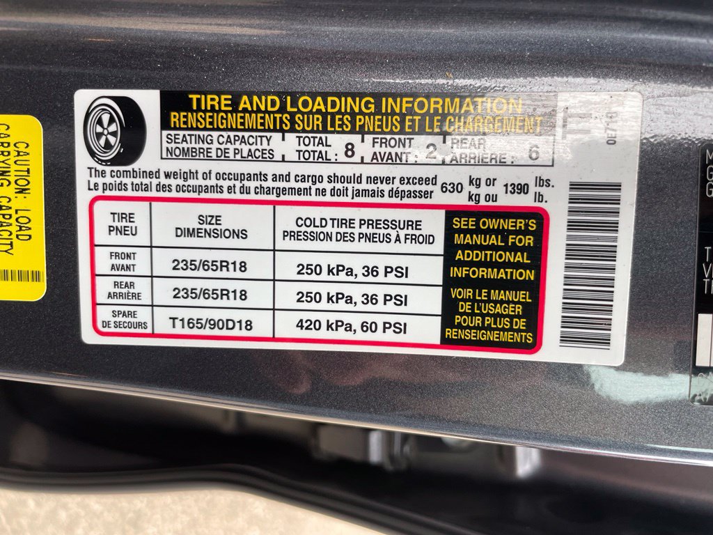 Used 2023 Toyota Highlander L AWD/4WD image 32