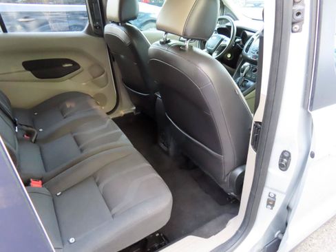 Used 2015 Ford Transit Connect XLT FWD image 17