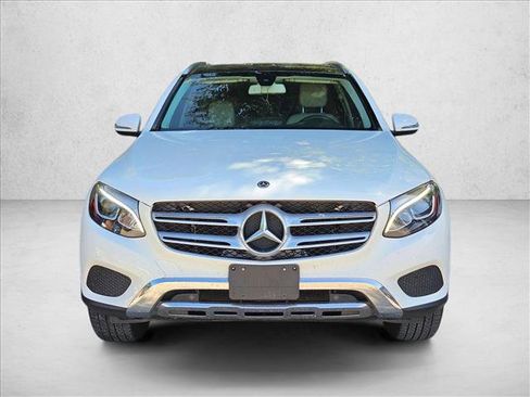 Used 2019 Mercedes-Benz GLC 300 image 2