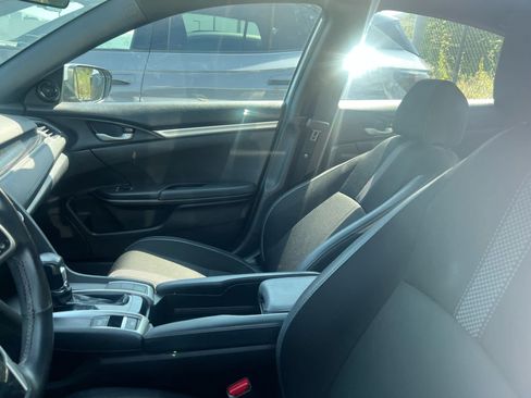 Used 2021 Honda Civic Sport image 6