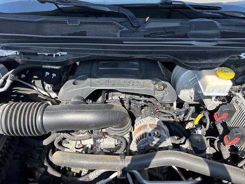 Used 2020 RAM 1500 Laramie AWD/4WD image 22
