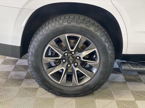 Used 2022 Chevrolet Tahoe Z71 AWD/4WD image 39