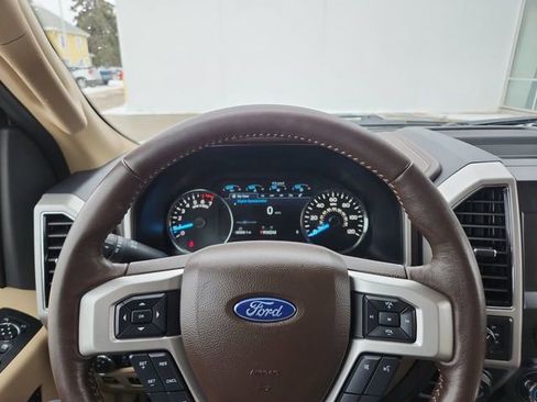 Used 2020 Ford F150 Lariat image 11