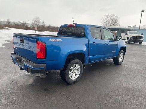 Used 2022 Chevrolet Colorado LT w/ Safety Package image 11