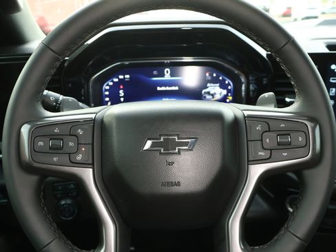 Used 2023 Chevrolet Silverado 1500 ZR2 w/ Technology Package image 16