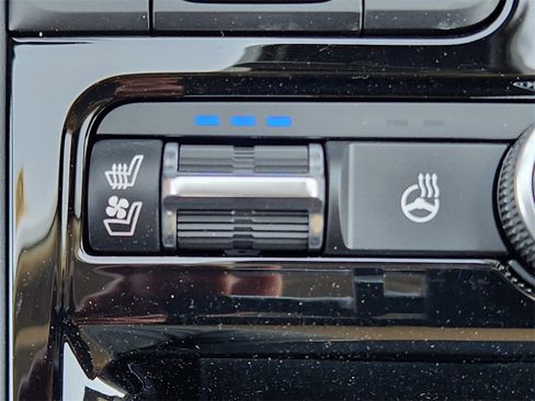 New 2025 Kia K5 EX image 15