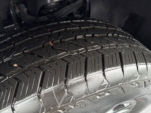 New 2025 Ford F150 Platinum image 12