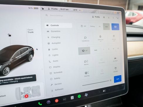Used 2018 Tesla Model 3 Long Range image 16