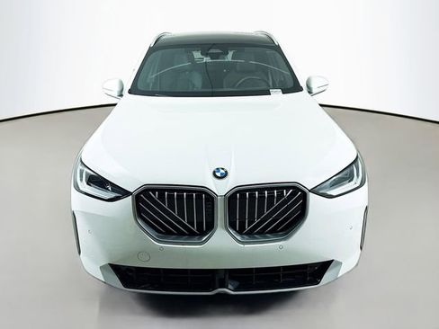 Used 2026 BMW X3 xDrive30 w/ Premium Package image 2