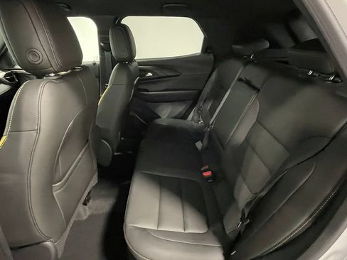 Used 2025 Chevrolet TrailBlazer ACTIV w/ Convenience Package AWD/4WD image 19