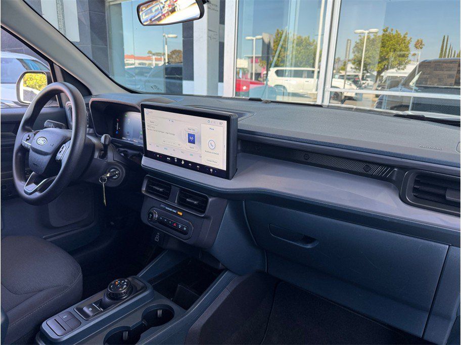 Used 2025 Ford Maverick XL FWD image 21