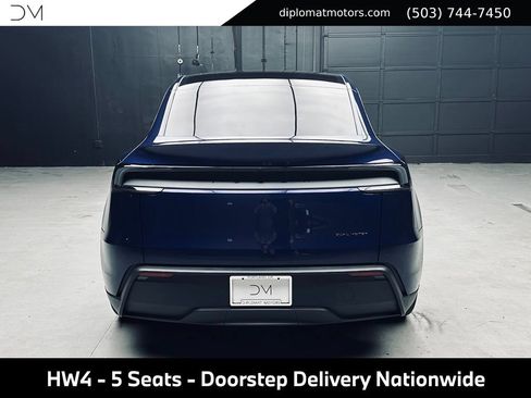 Used 2026 Tesla Model Y Long Range AWD/4WD image 5