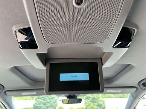Used 2023 Honda Odyssey Touring image 12