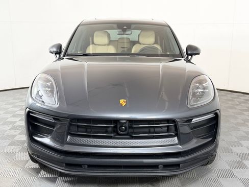 New 2026 Porsche Macan image 7