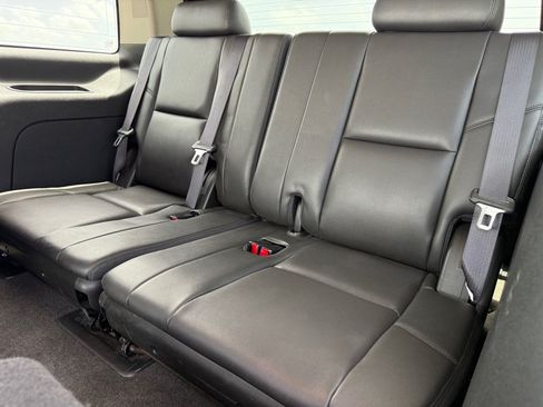 Used 2012 GMC Yukon Denali RWD image 20