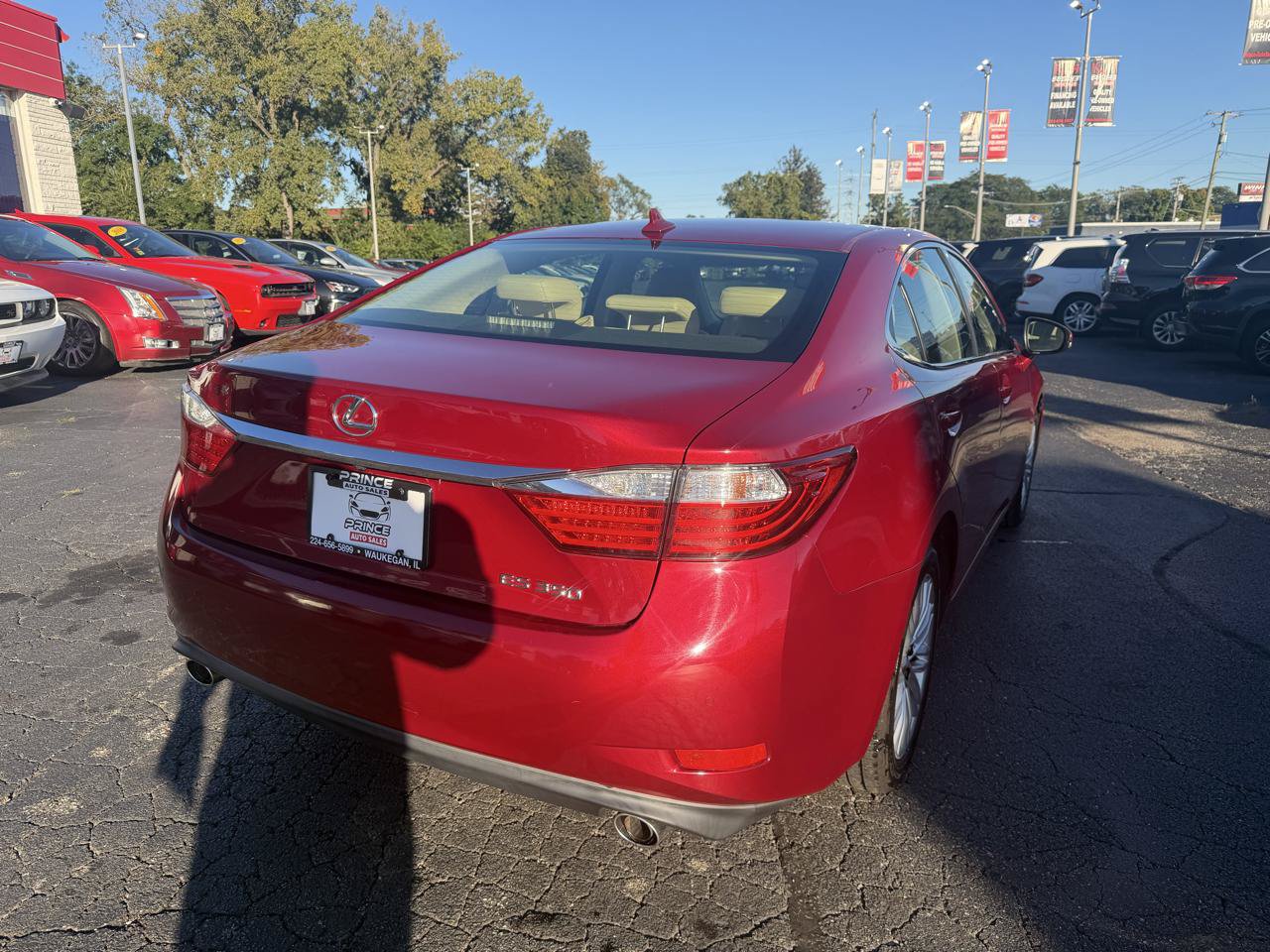 Used 2014 Lexus ES 350 w/ Luxury Package FWD image 7