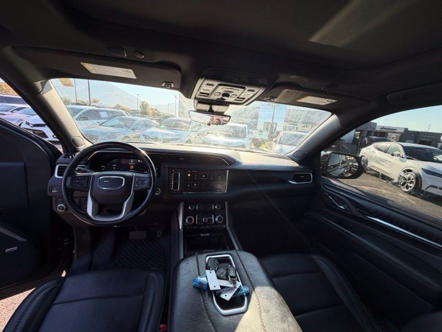 Used 2023 GMC Yukon XL Denali w/ Denali Reserve Package AWD/4WD image 19
