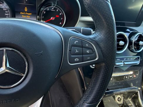 Used 2018 Mercedes-Benz C 300 C 300 image 19