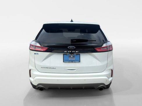 Used 2021 Ford Edge Titanium w/ Equipment Group 301A FWD image 4