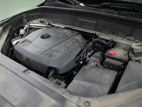 Used 2022 Volvo XC90 T5 Momentum w/ Climate Package FWD image 47