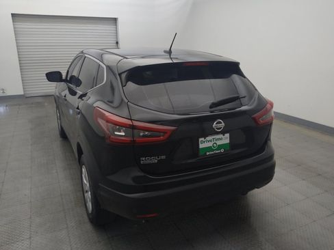 Used 2020 Nissan Rogue Sport S FWD image 6