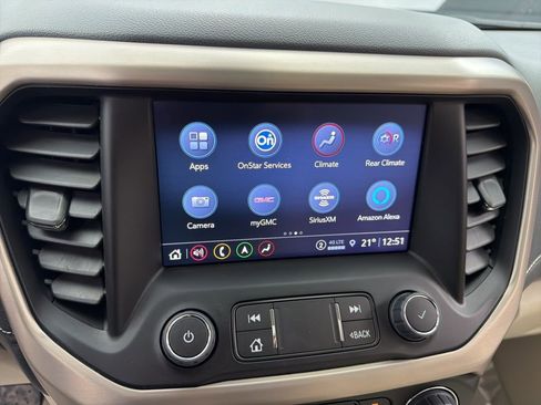 Used 2023 GMC Acadia Denali w/ Black Diamond Edition image 16