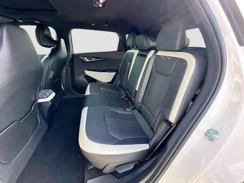 Used 2024 Kia EV6 GT-Line RWD image 26