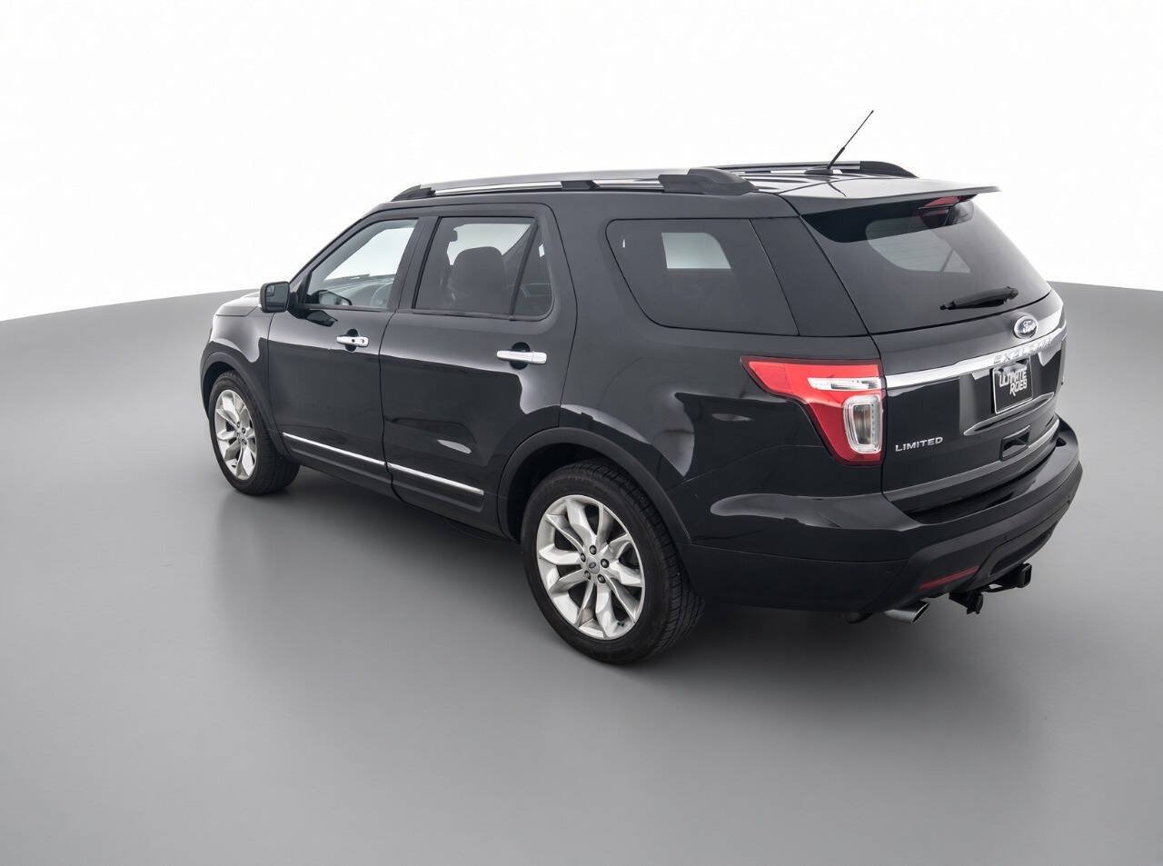 Used 2015 Ford Explorer Limited w/ Equipment Group 301A AWD/4WD image 7