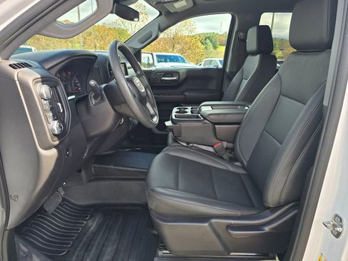 Certified 2024 GMC Sierra 1500 Pro w/ Pro Value Package image 4