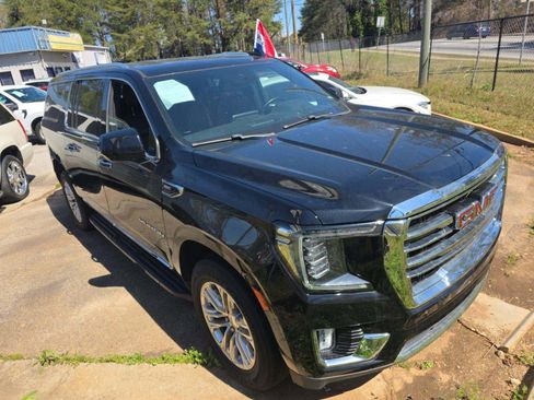 Used 2023 GMC Yukon XL SLT image 21