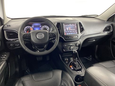 Used 2023 Jeep Cherokee Altitude Lux image 18